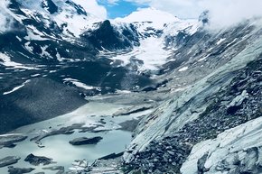 Der Gletscher ist auch im Sommer ein besonderes Highlight.