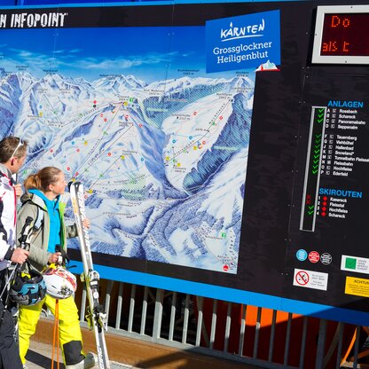 info point in ski area Heiligenblut Grossglockner