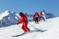 Skifahren mit dem Großglockner im Hintergrund