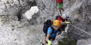 Der Stodertaler-Steig bis auf die Spitzmauer erfordert Können und ist somit ideal für Fortgeschrittene Kletterer. | © Alpinverlag Bergsteigen