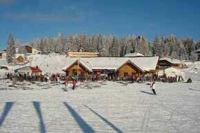 Die Bärenhütte Höss im Skigebiet Hinterstoder. 