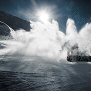 Feinster Pulverschnee erwartet die Snowboarder im Skigebiet Hochkössen. 