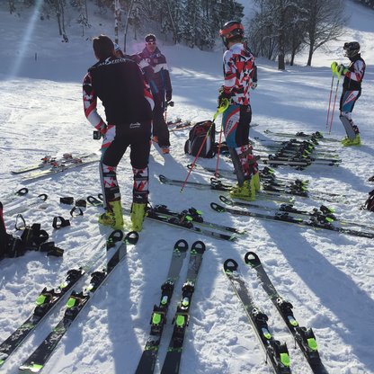 Trainieren und Testen wie die Profis im Skigebiet Hochkössen. 