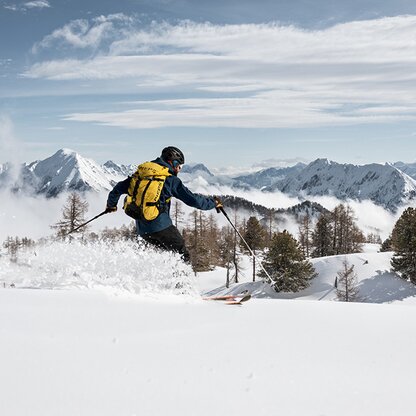 Skiabfahrt bei Neuschnee im Skigebiet Wurzeralm | © TVB Pyhrn-Priel_Lierzer