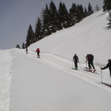 Die Wurzeralm ist ein beliebtes Gebiet für Skitourengeher.