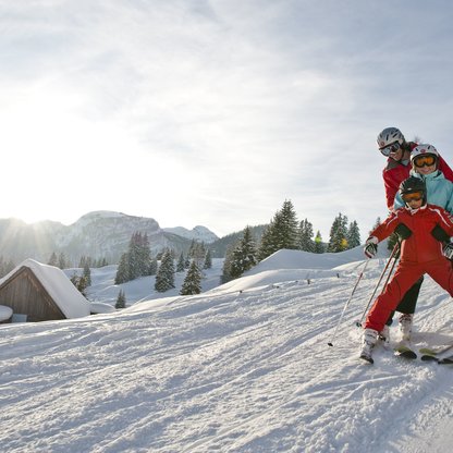Im Skigebiet Wurzeralm steht das Skivergnügen mit der ganzen Familie an erster Stelle.  | © Ooet Erber