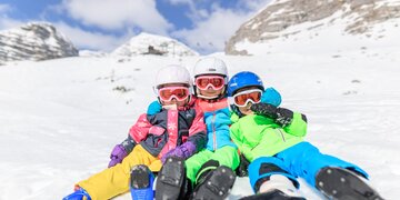Spaß im Schnee für die Kleinen im Skigebiet Wurzeralm  | © Ooet Erber